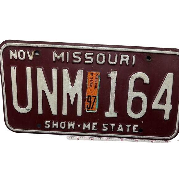 1997 VTG Missouri‎ Show-Me State License Plate UNM164 Man Cave Garage Restaurant - Picture 4 of 7